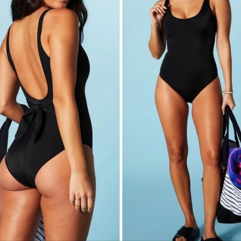 Fabletics Black Women's One-Piece Swimsuit
